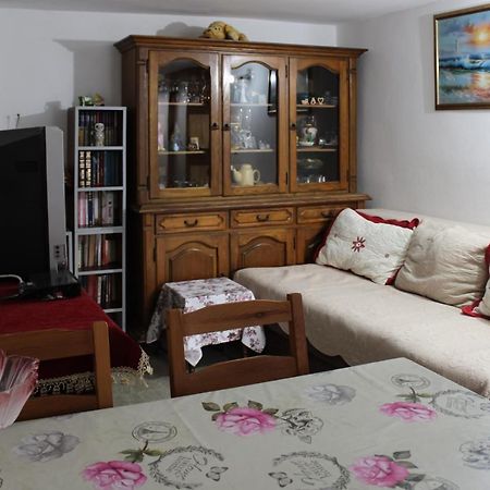 Apartman Lana Petrovac Exterior photo